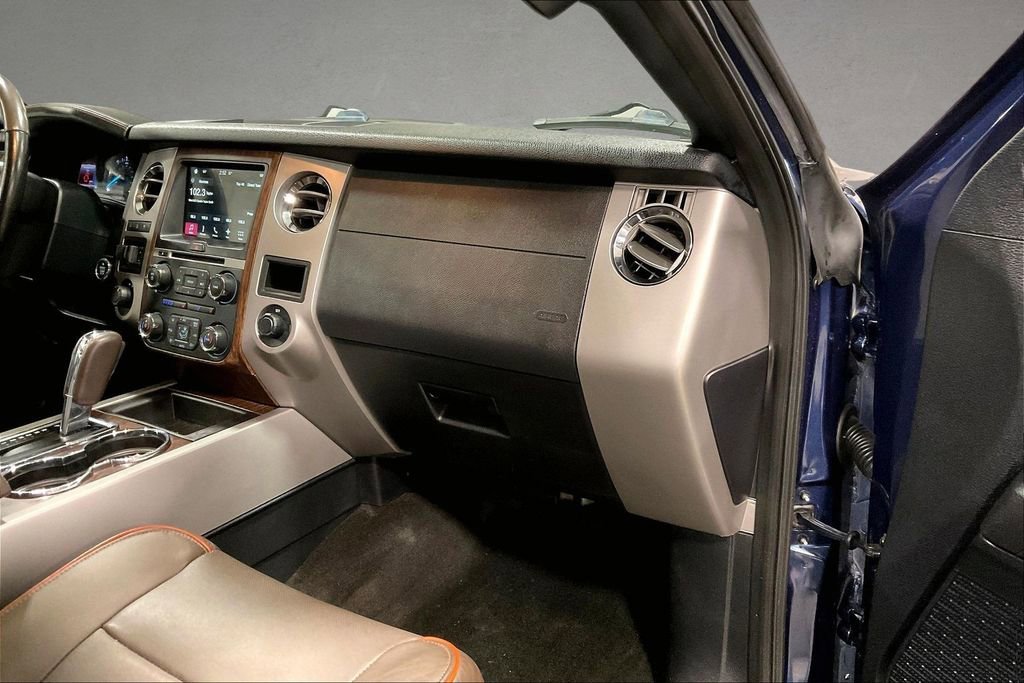 Used 2016 Ford Expedition King Ranch AWD/4WD image 27