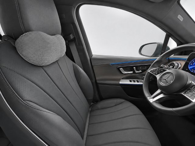 Used 2023 Mercedes-Benz EQE 350+ 4MATIC SUV image 18