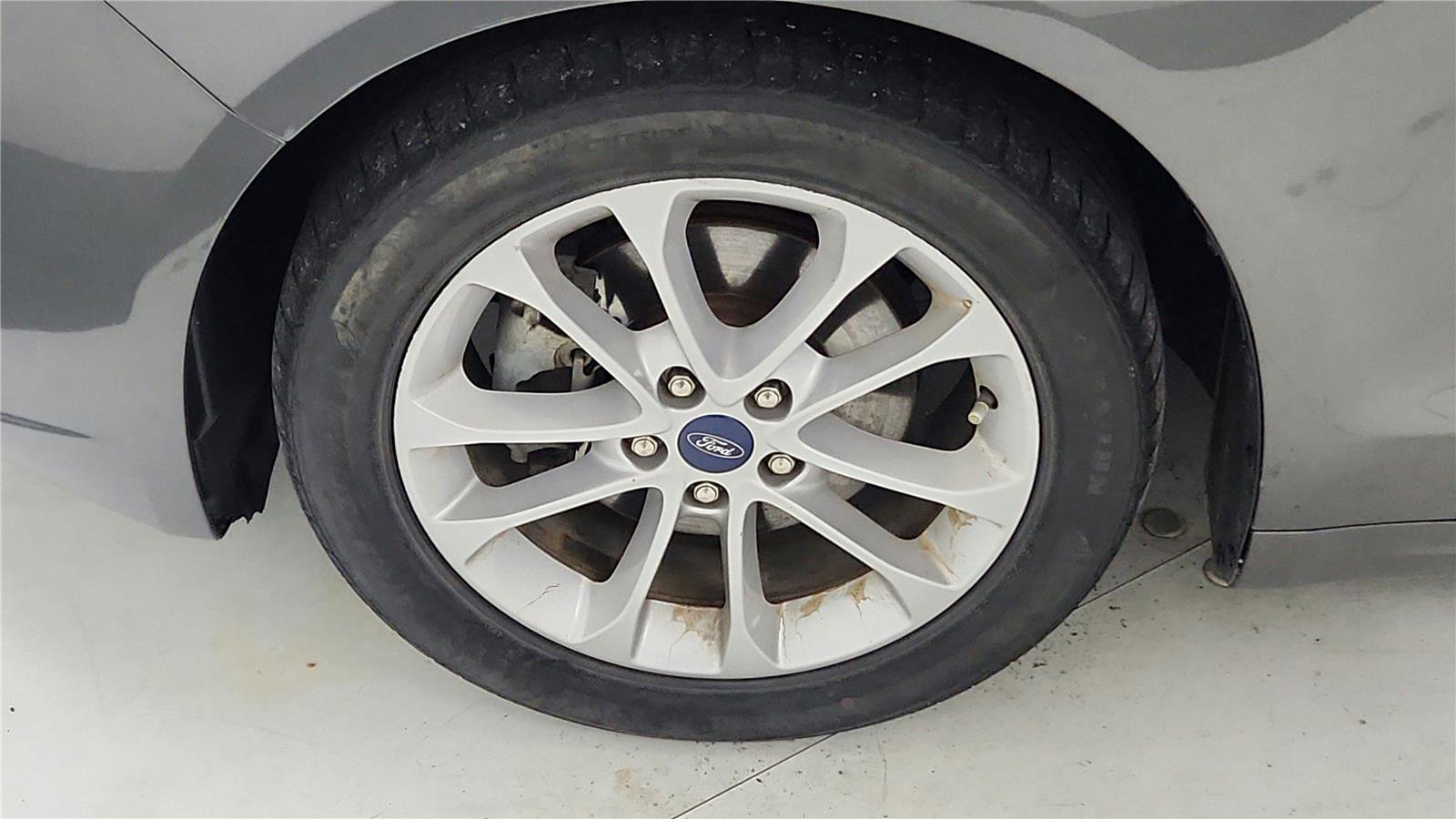 Used 2020 Ford Fusion SE image 29