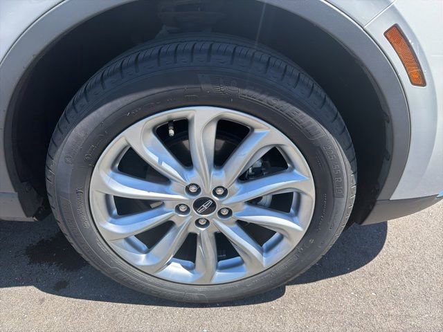 Used 2022 Lincoln Corsair AWD w/ Premium Package image 4