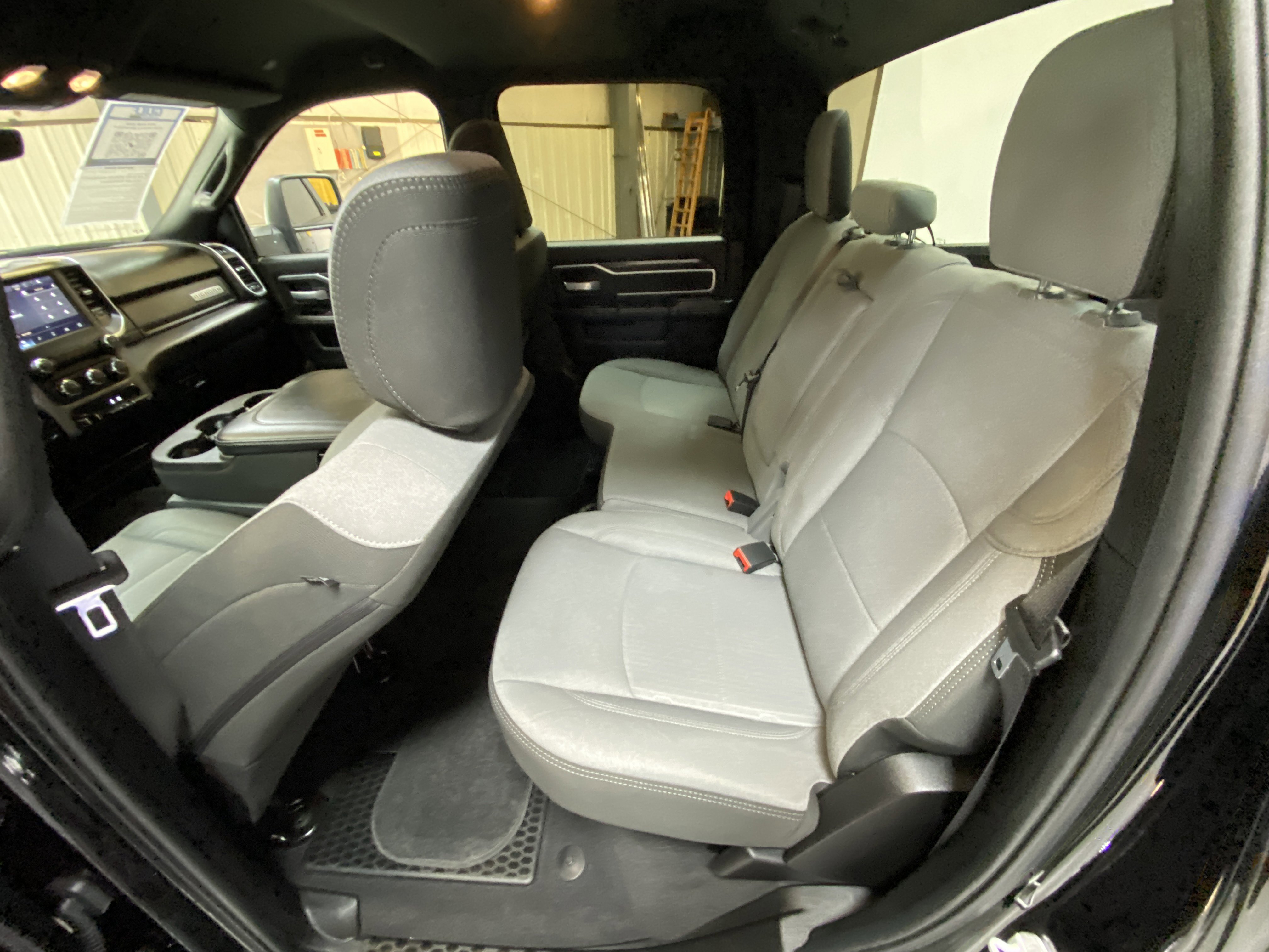 Used 2024 RAM 2500 Big Horn w/ Bed Utility Group image 25