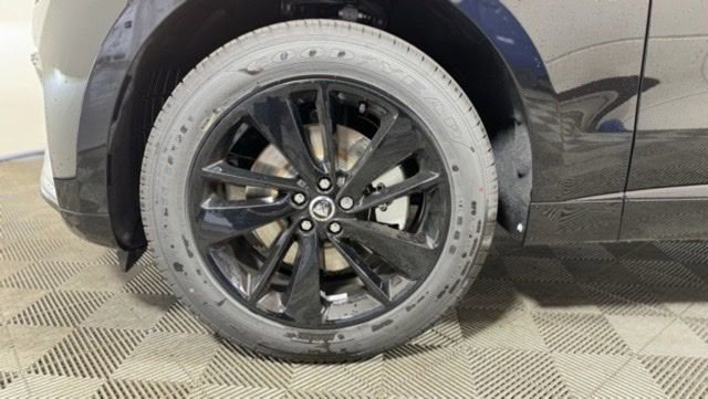 New 2026 Jaguar F-PACE R-Dynamic S image 9