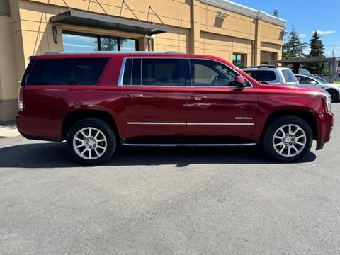 Used 2018 GMC Yukon XL Denali AWD/4WD image 8