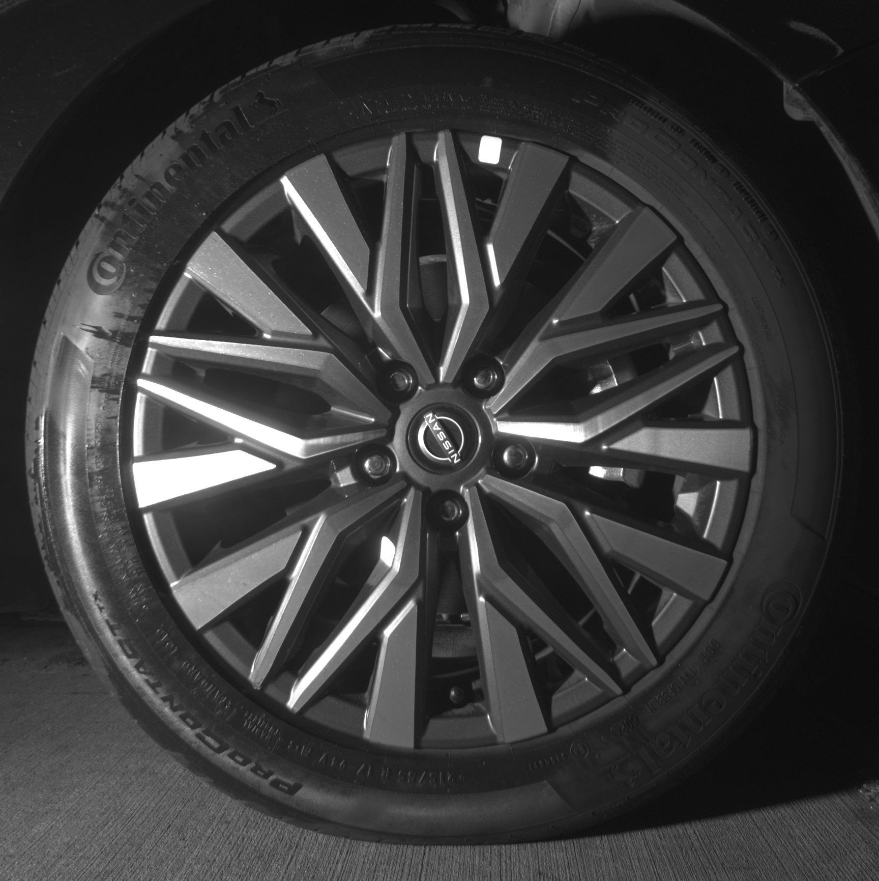 Used 2025 Nissan Altima 2.5 SV FWD image 13