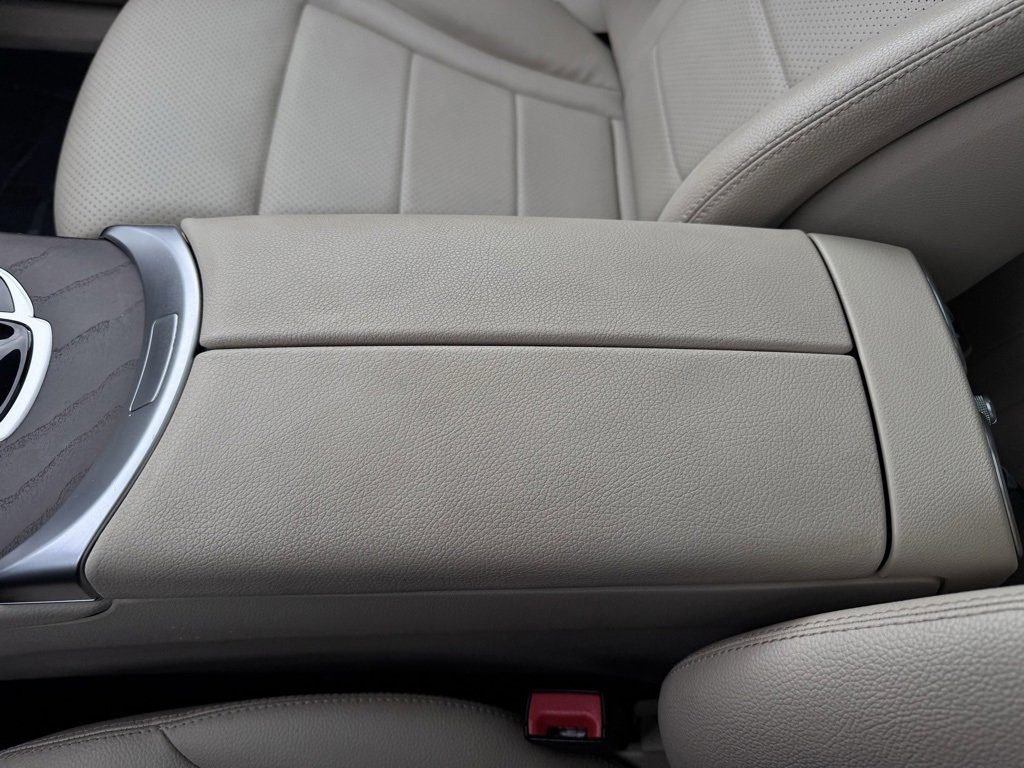 Used 2018 Mercedes-Benz GLC 300 4MATIC image 17