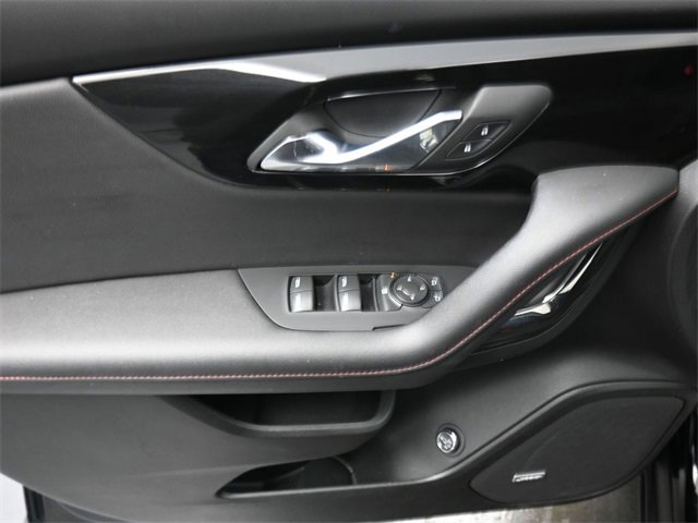 Used 2025 Chevrolet Blazer RS image 13