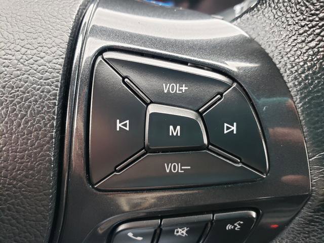 Used 2019 Ford Explorer XLT image 27