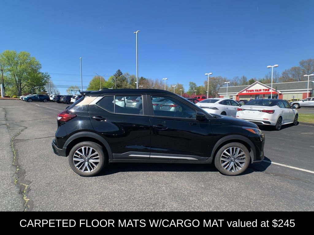 Used 2024 Nissan Kicks SR FWD image 3