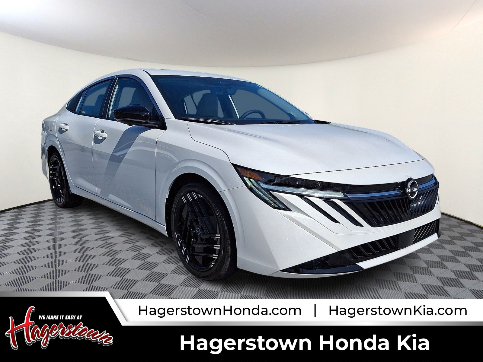 Used 2026 Nissan Sentra SL w/ Floor Mat Package FWD image 1
