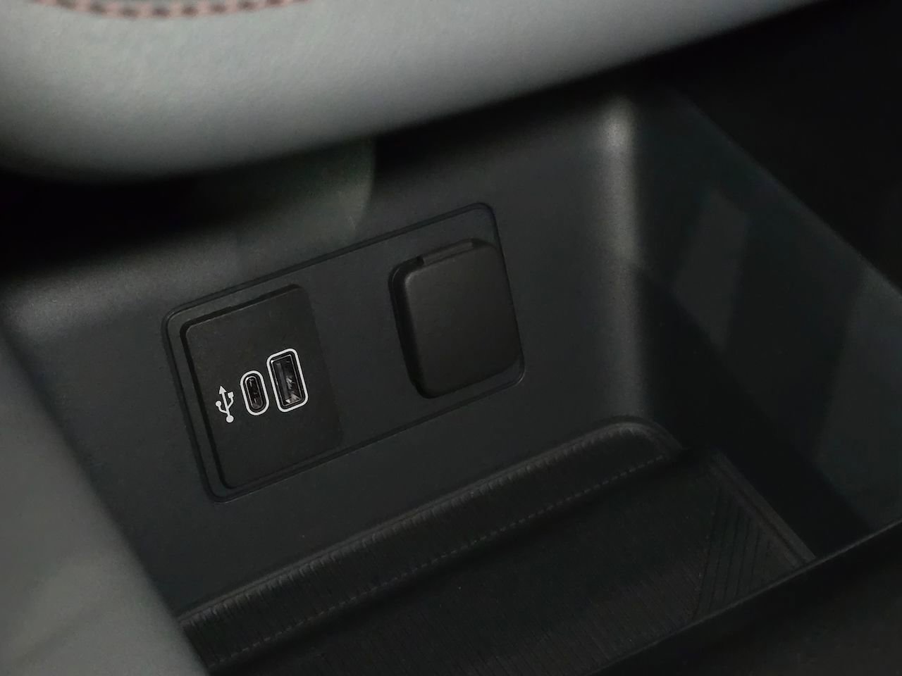 New 2026 Ford Explorer Active image 31