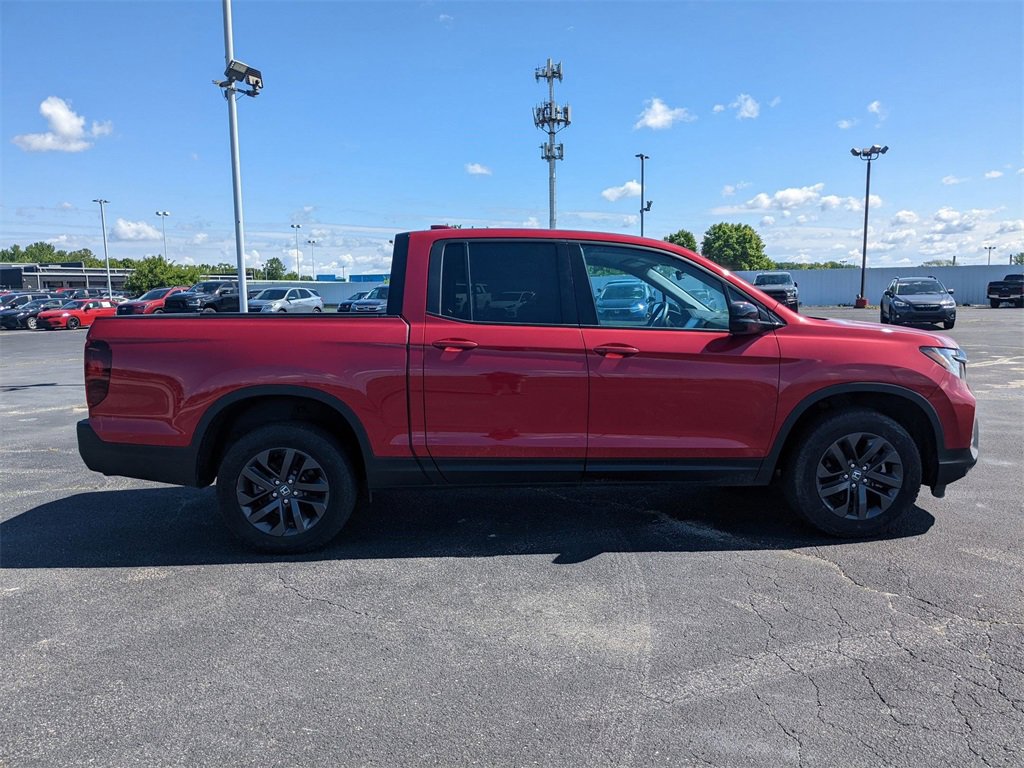 Used 2023 Honda Ridgeline Sport image 9