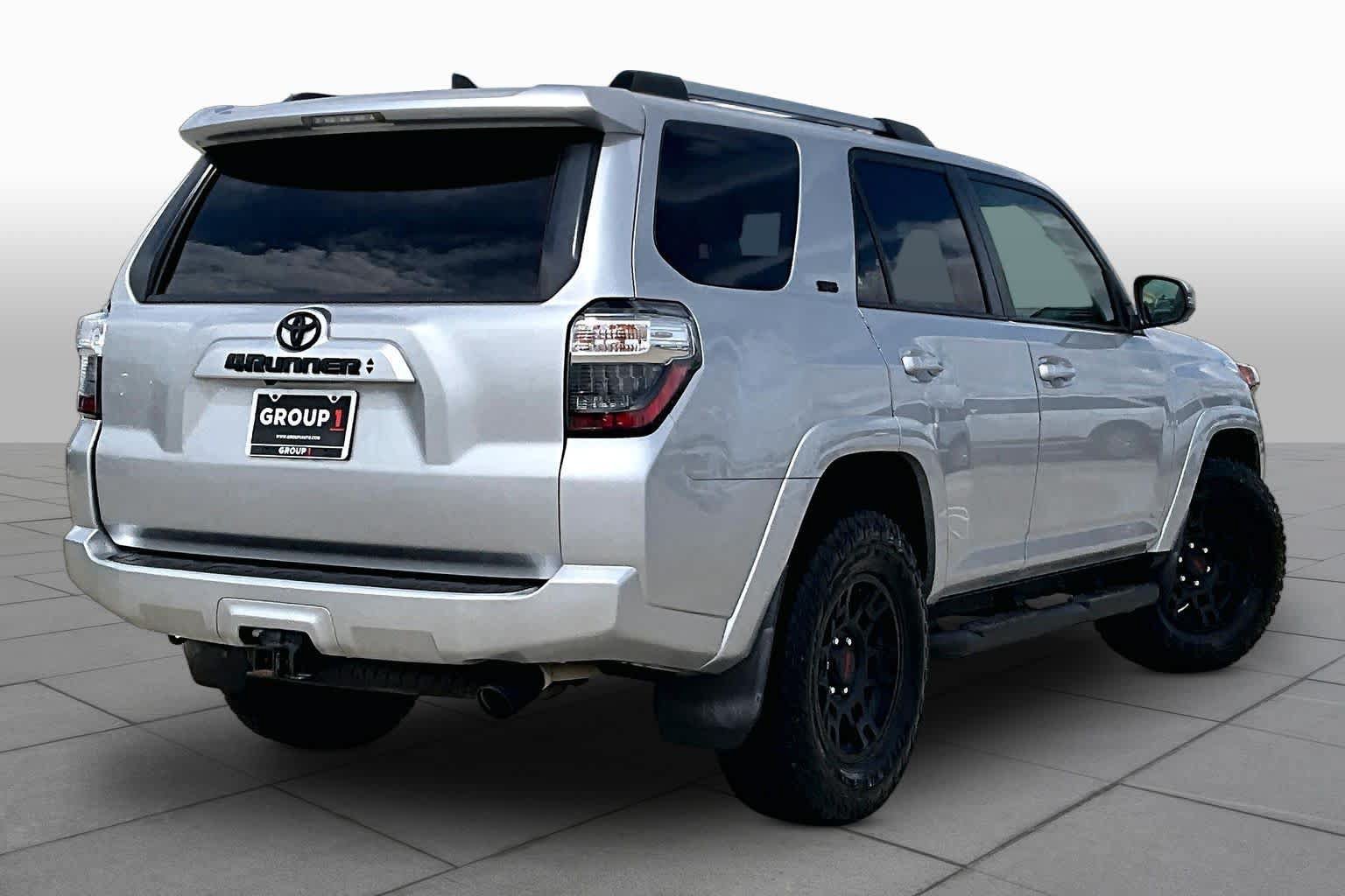 Used 2022 Toyota 4Runner SR5 Premium w/ Moonroof Package RWD image 13