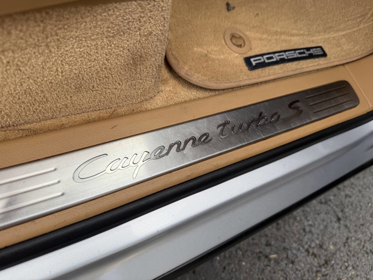 Used 2006 Porsche Cayenne Turbo image 33
