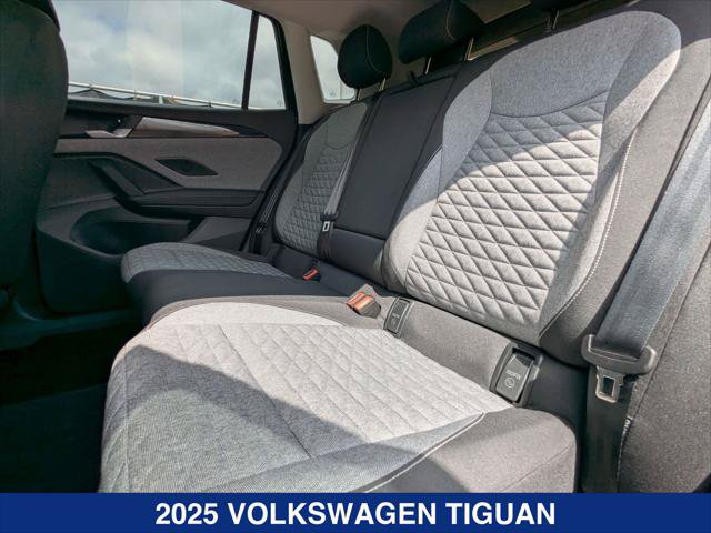 Certified 2025 Volkswagen Tiguan S w/ 18" Wheel Package AWD/4WD image 21