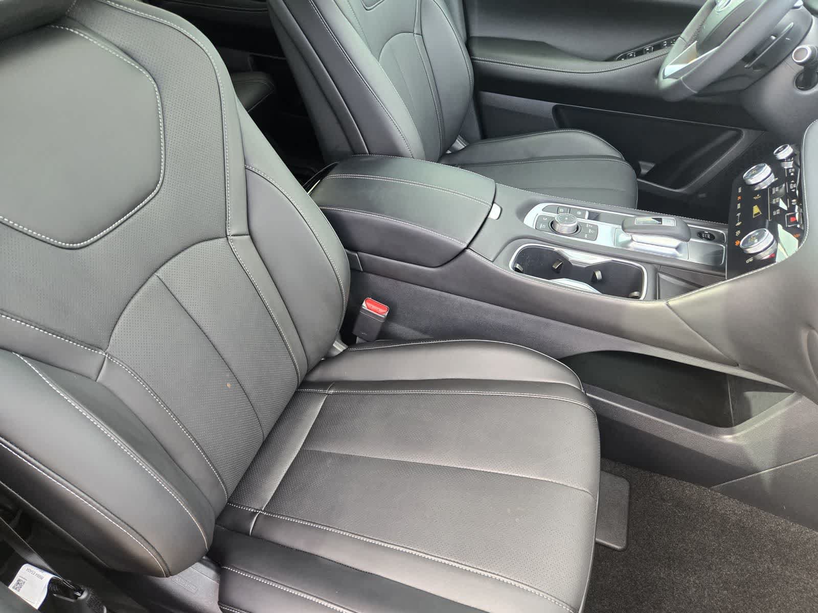 Certified 2026 INFINITI QX60 Luxe w/ Cargo Package FWD image 14