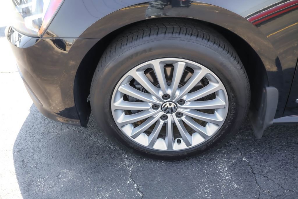 Used 2016 Volkswagen Passat 1.8T SE image 14