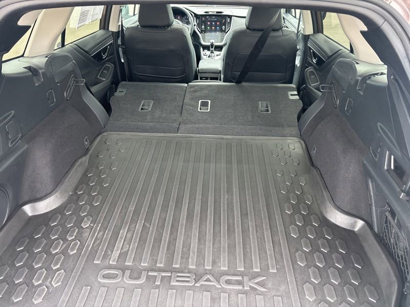 Used 2022 Subaru Outback Limited AWD/4WD image 14