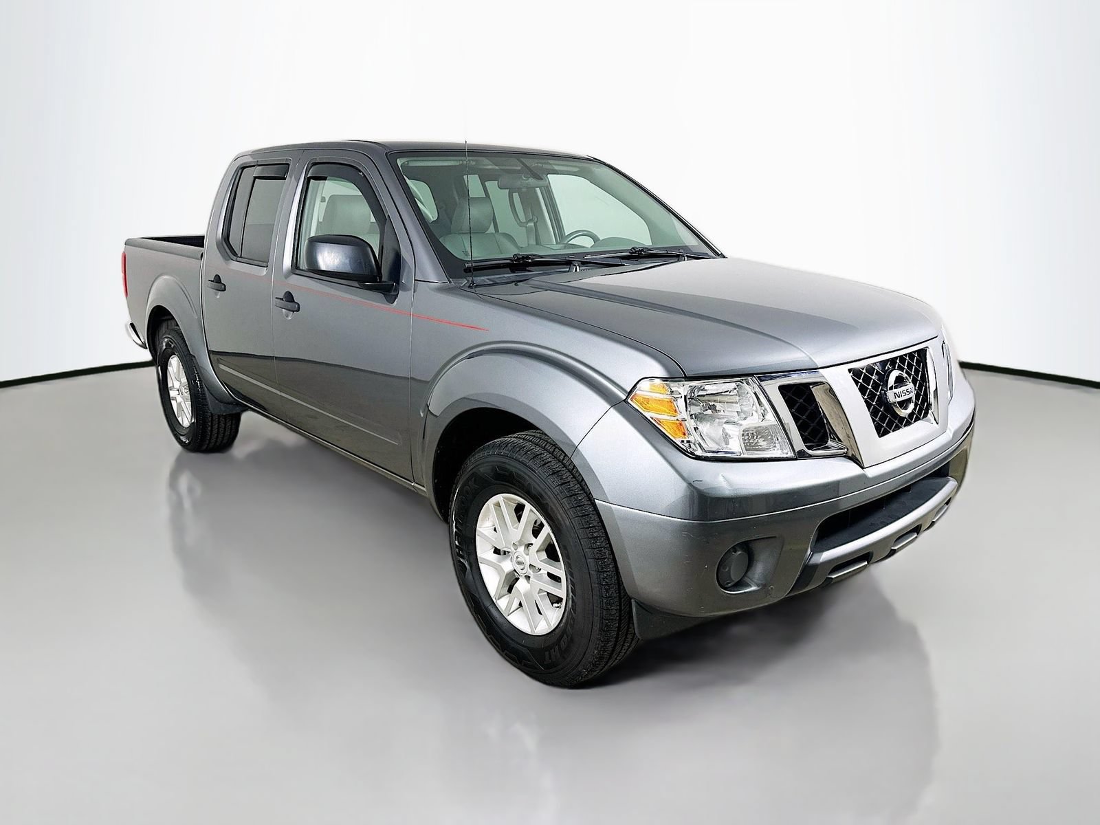 Used 2019 Nissan Frontier SV RWD image 3