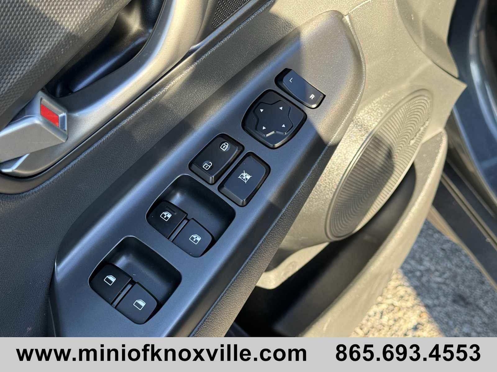 Used 2019 Hyundai Kona Ultimate image 12