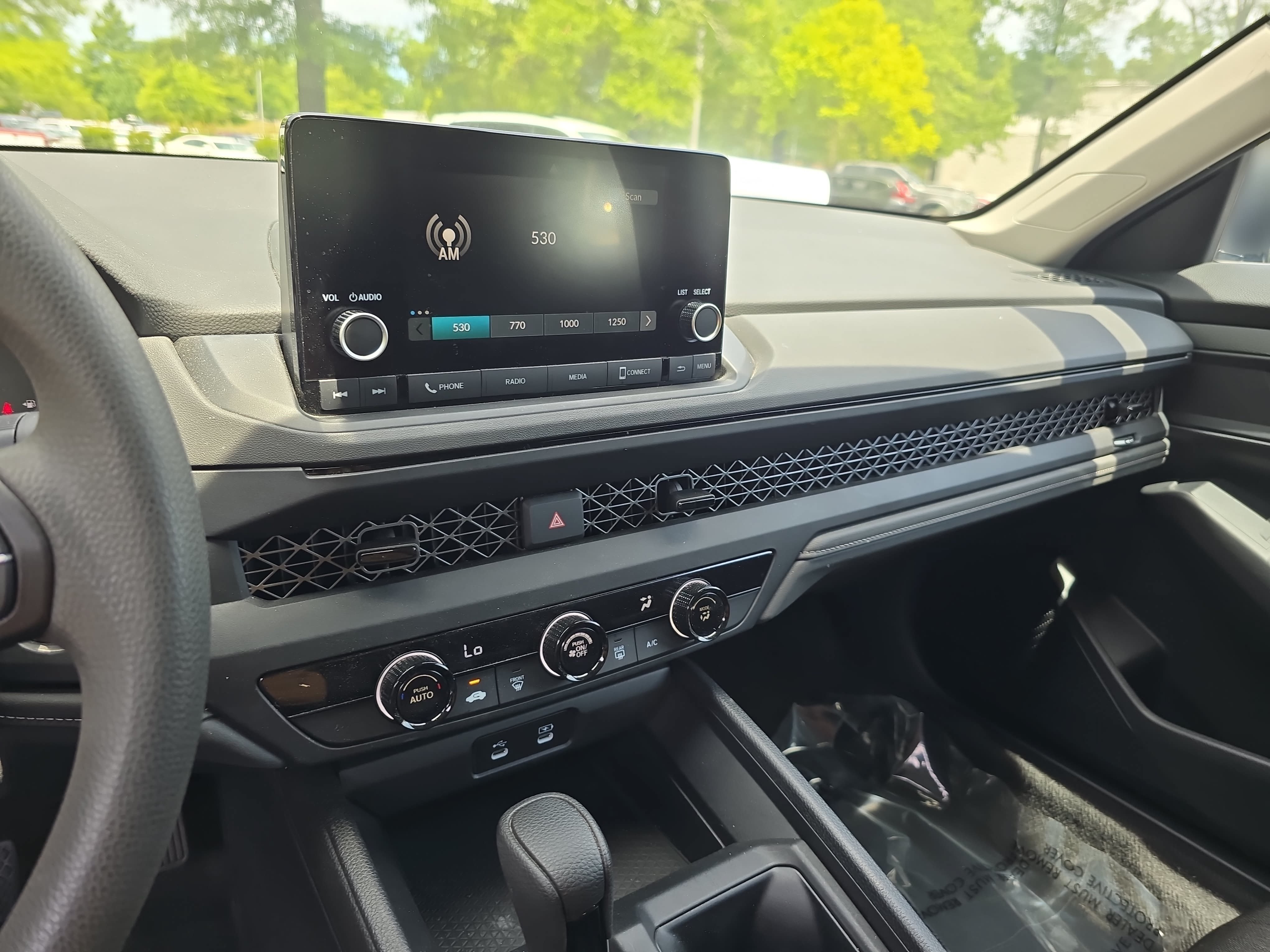 Used 2024 Honda Accord LX image 19
