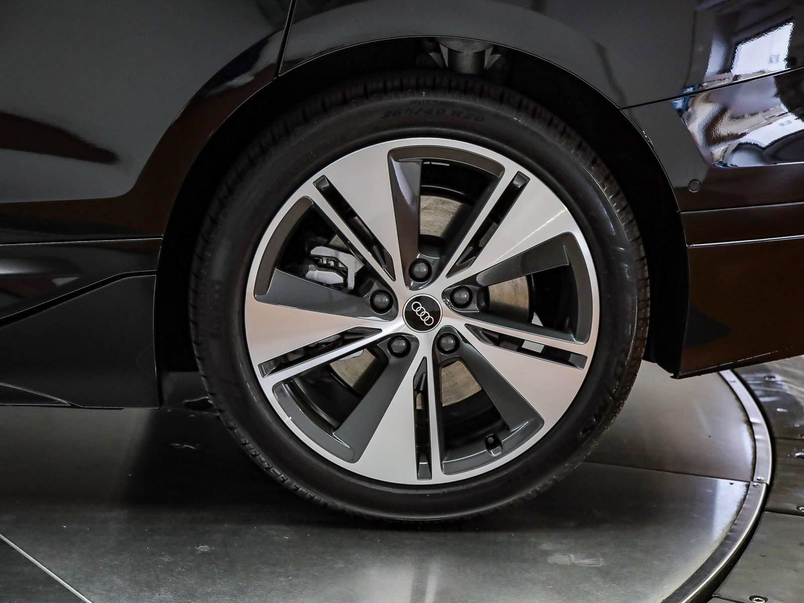 New 2025 Audi A6 e-tron Premium Plus image 12