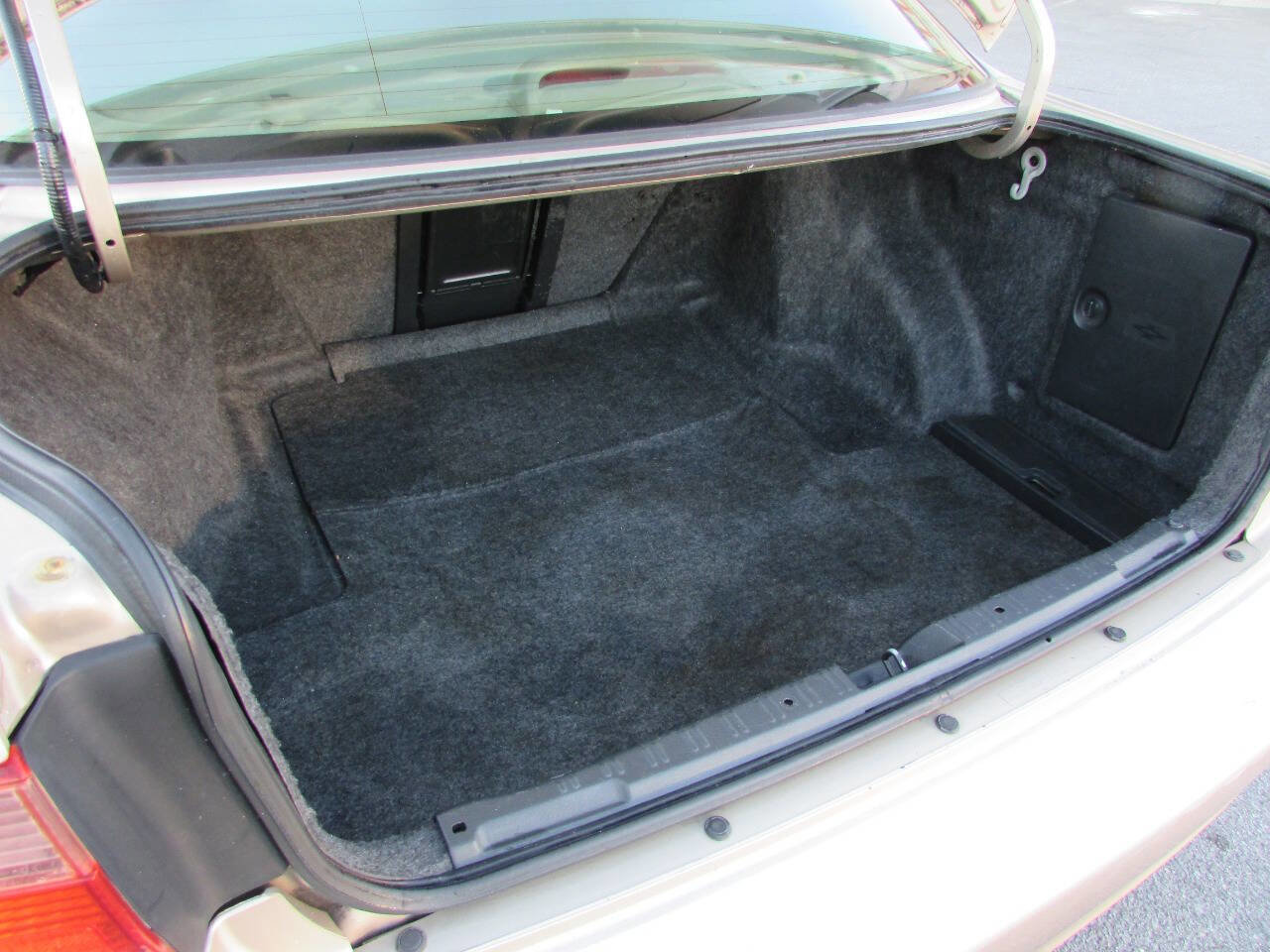 Used 2000 Honda Accord LX image 24