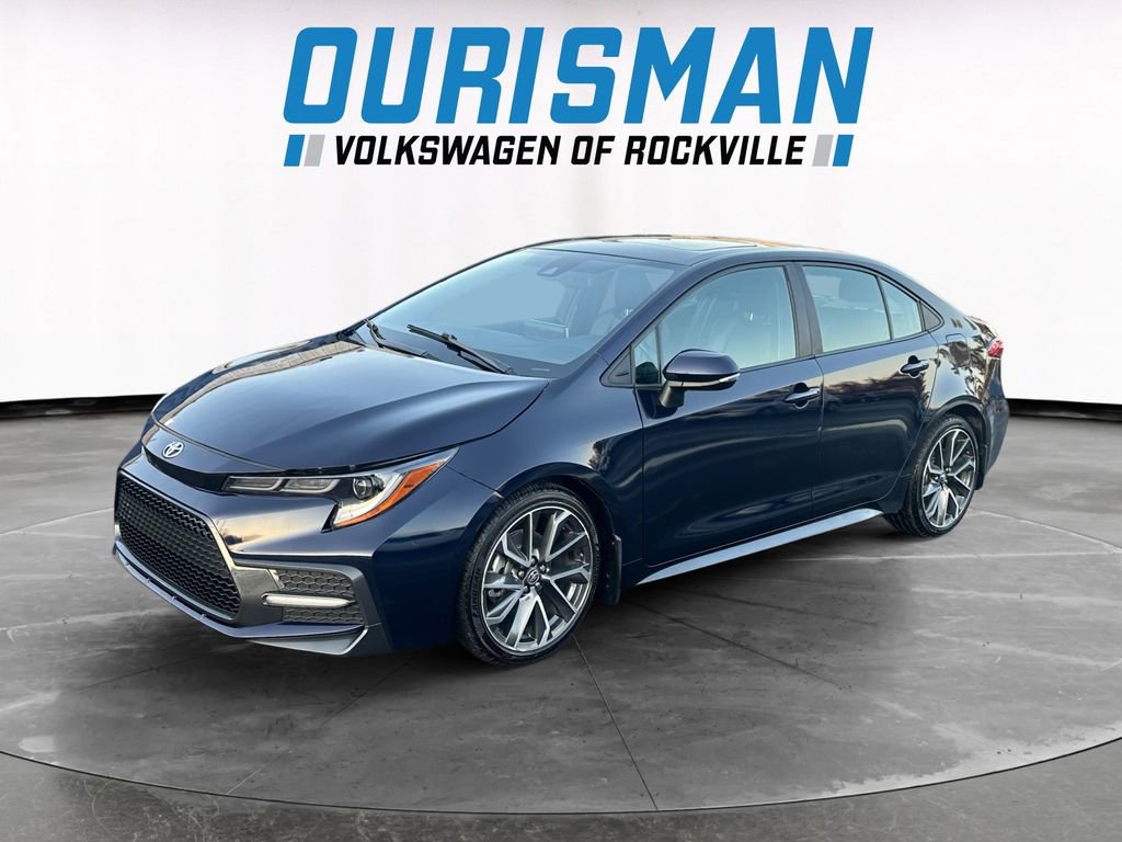 Used 2021 Toyota Corolla XSE FWD image 2