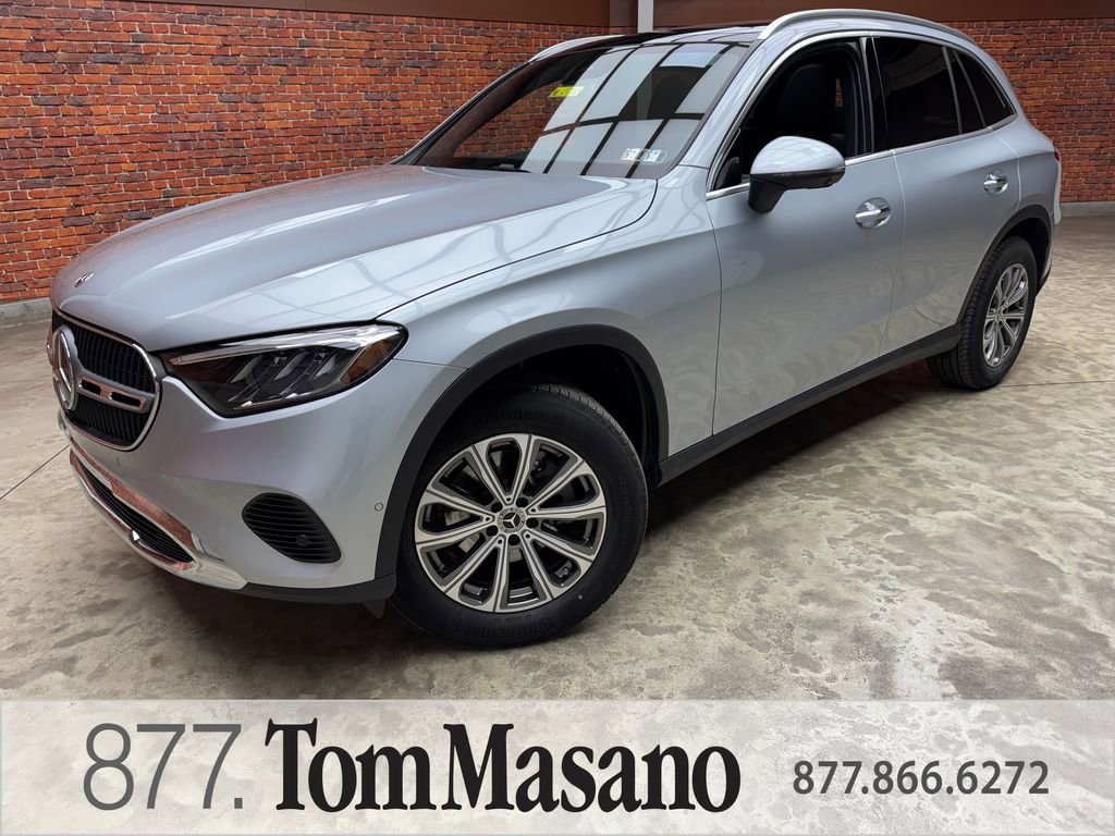 Used 2026 Mercedes-Benz GLC 300 4MATIC image 1