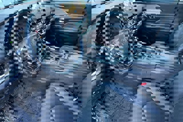 Used 2024 Toyota Grand Highlander XLE image 11