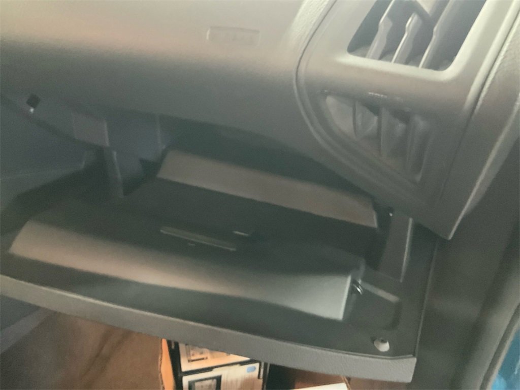 Used 2014 Ford Focus SE w/ SE Winter Package image 18