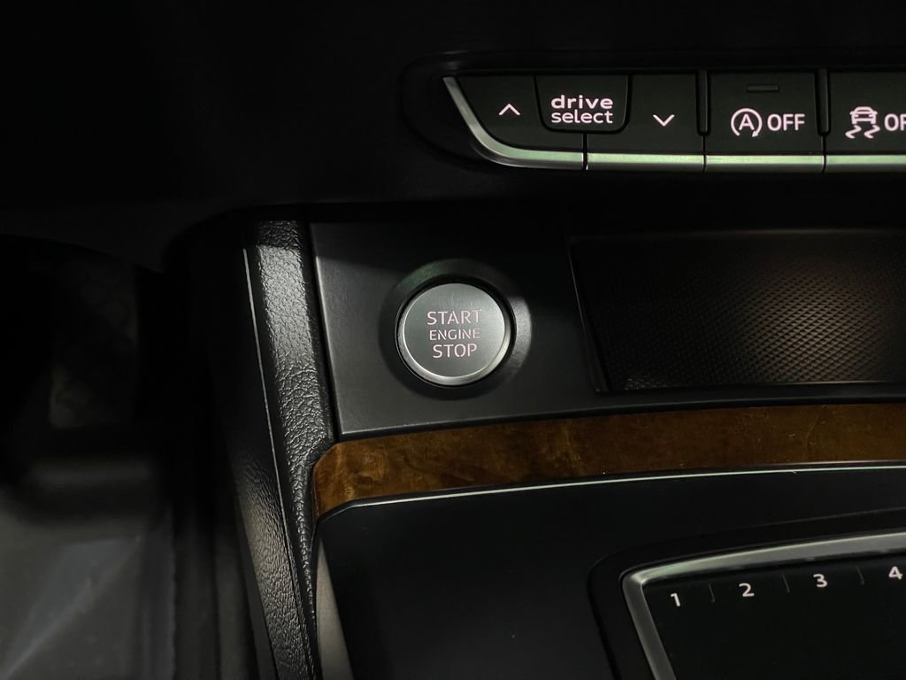 Used 2018 Audi Q5 2.0T Premium Plus w/ Premium Plus Package image 22