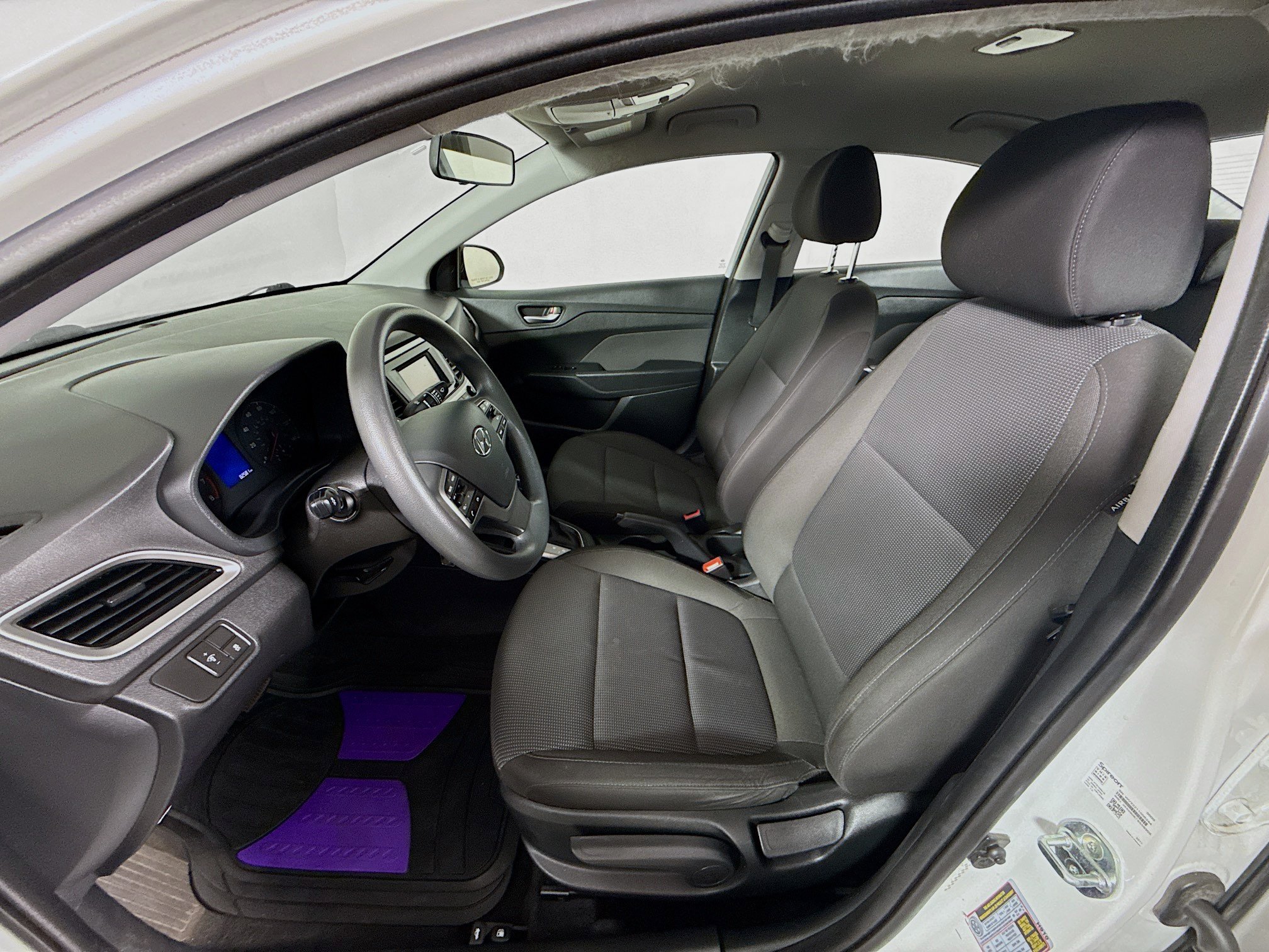 Used 2021 Hyundai Accent SE FWD image 11