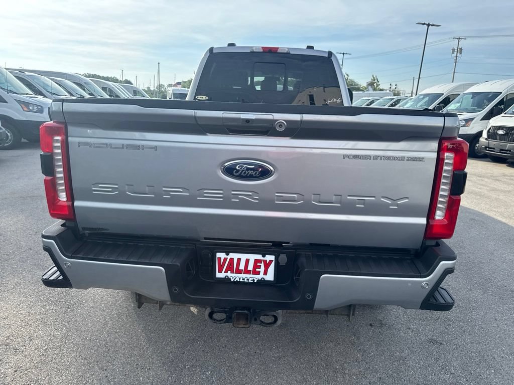 Used 2024 Ford F350 Lariat w/ Lariat Ultimate Package AWD/4WD image 11