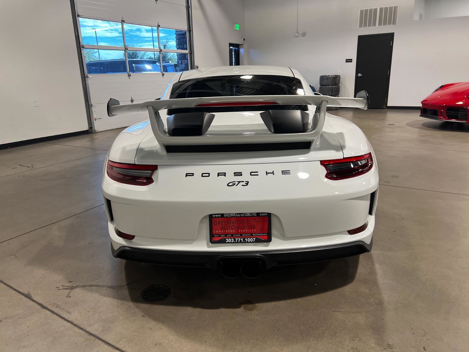 Used 2018 Porsche 911 GT3 image 4