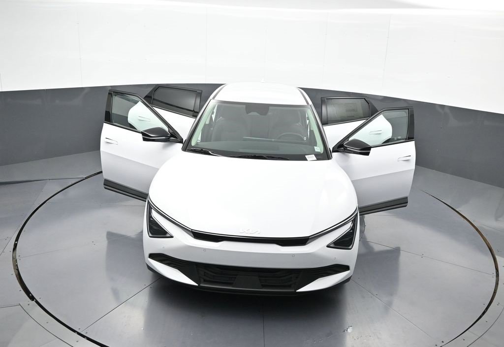 New 2025 Kia EV6 Light image 44