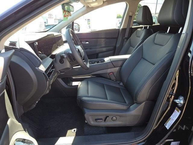 Certified 2025 Nissan Murano SV image 4