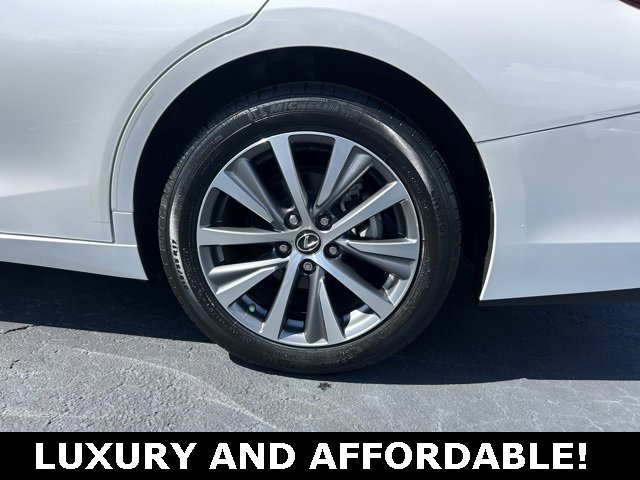 Used 2021 Lexus ES 350 w/ Premium Package image 10