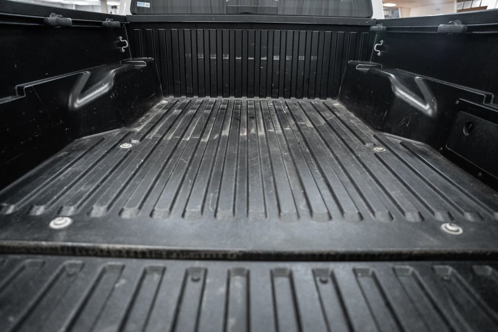 Used 2020 Toyota Tacoma SR5 image 10