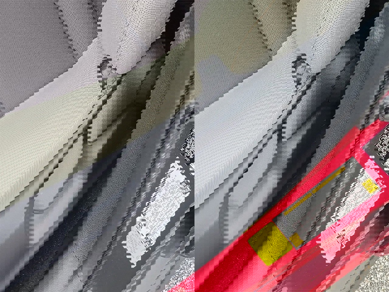 Used 2023 Toyota Corolla LE image 17