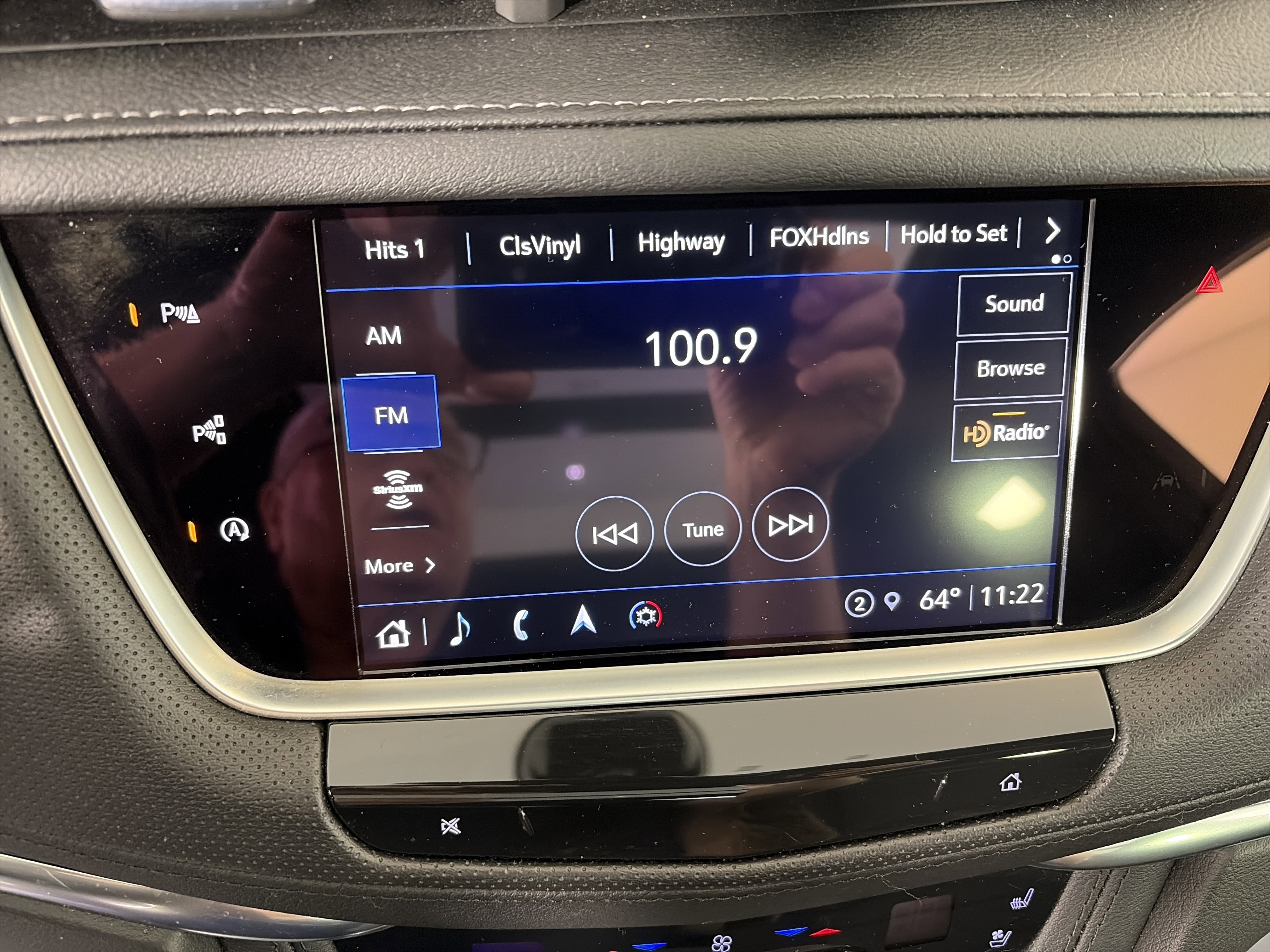 Certified 2024 Cadillac XT5 Sportv w/ Technology Package image 20