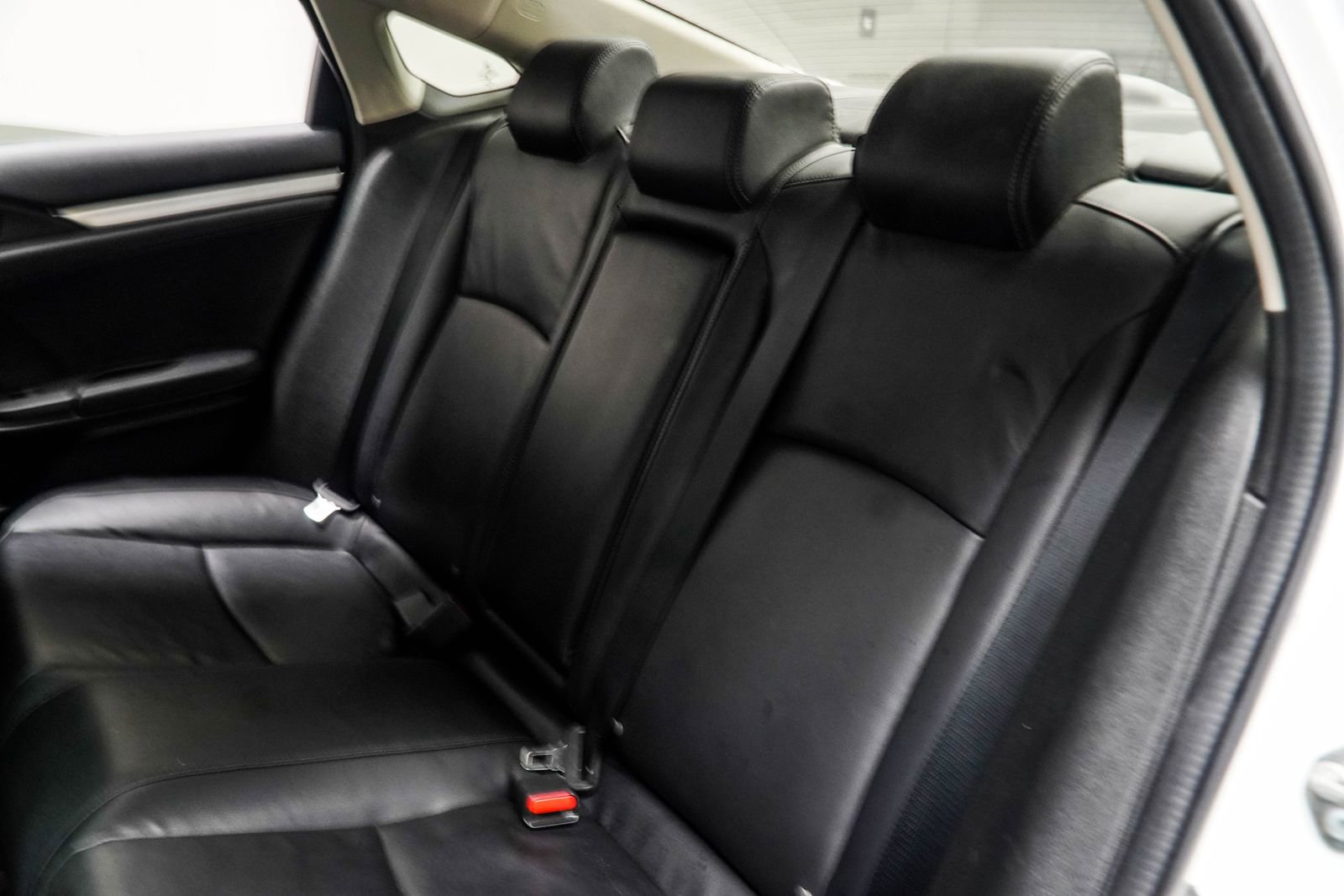 Used 2018 Honda Civic Touring image 36