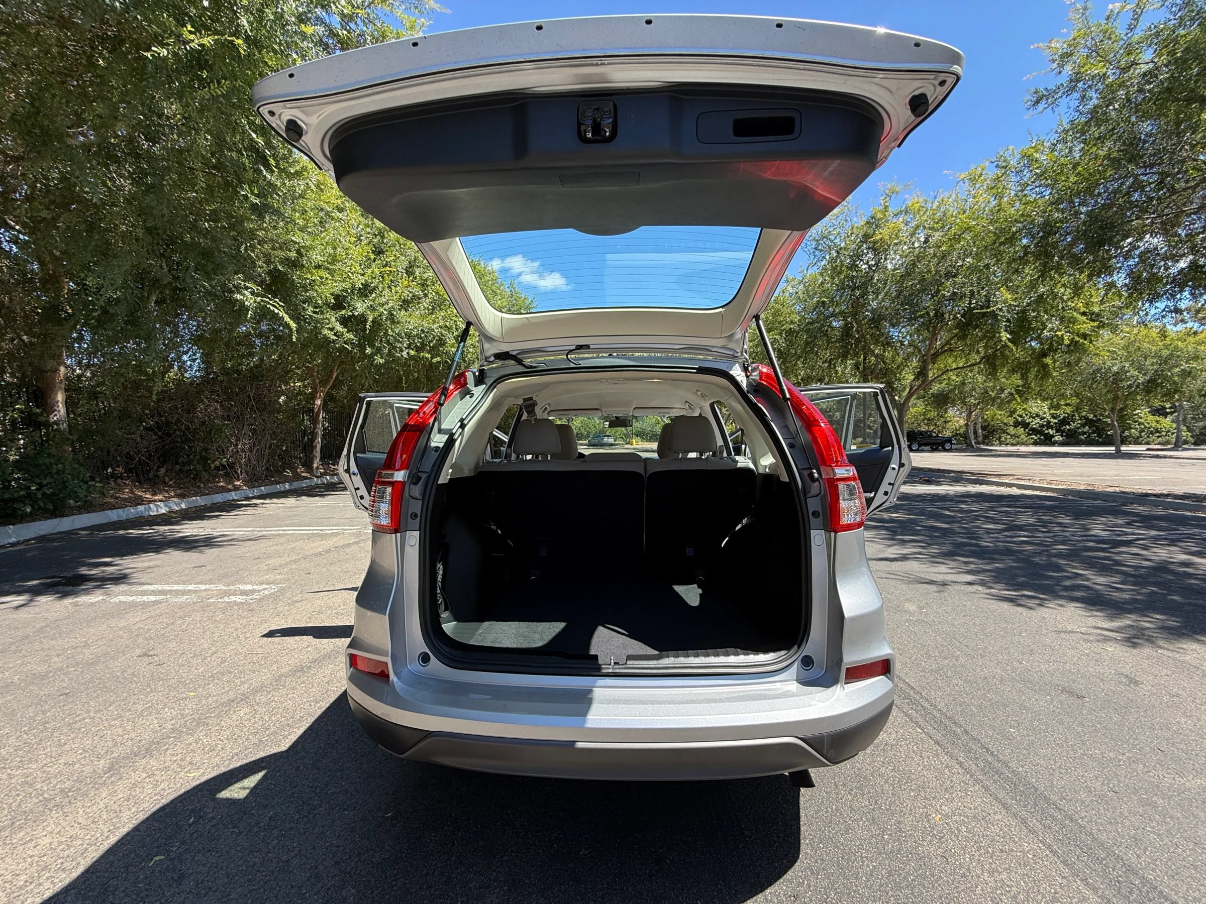 Used 2015 Honda CR-V LX image 29