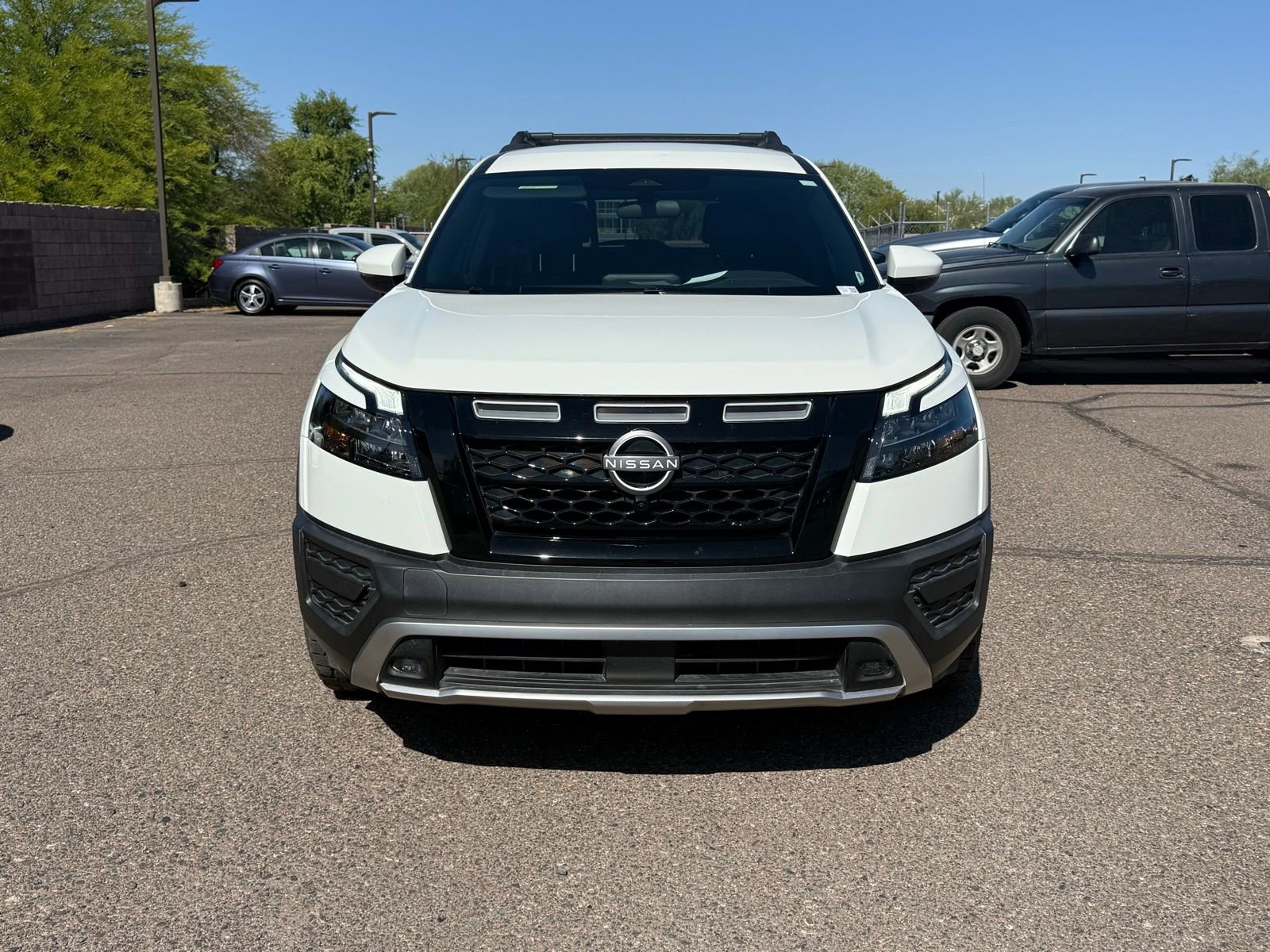 Used 2024 Nissan Pathfinder Rock Creek AWD/4WD image 2