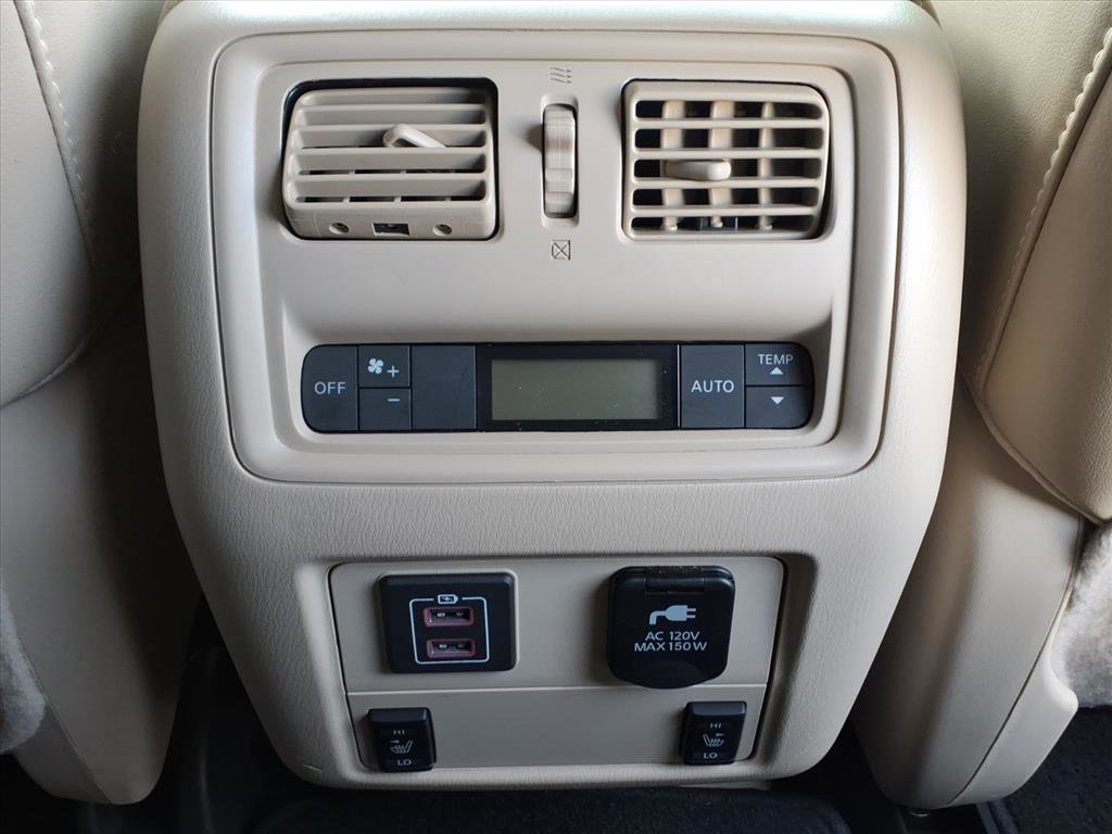 Used 2018 Nissan Pathfinder SL w/ SL Premium Package image 17