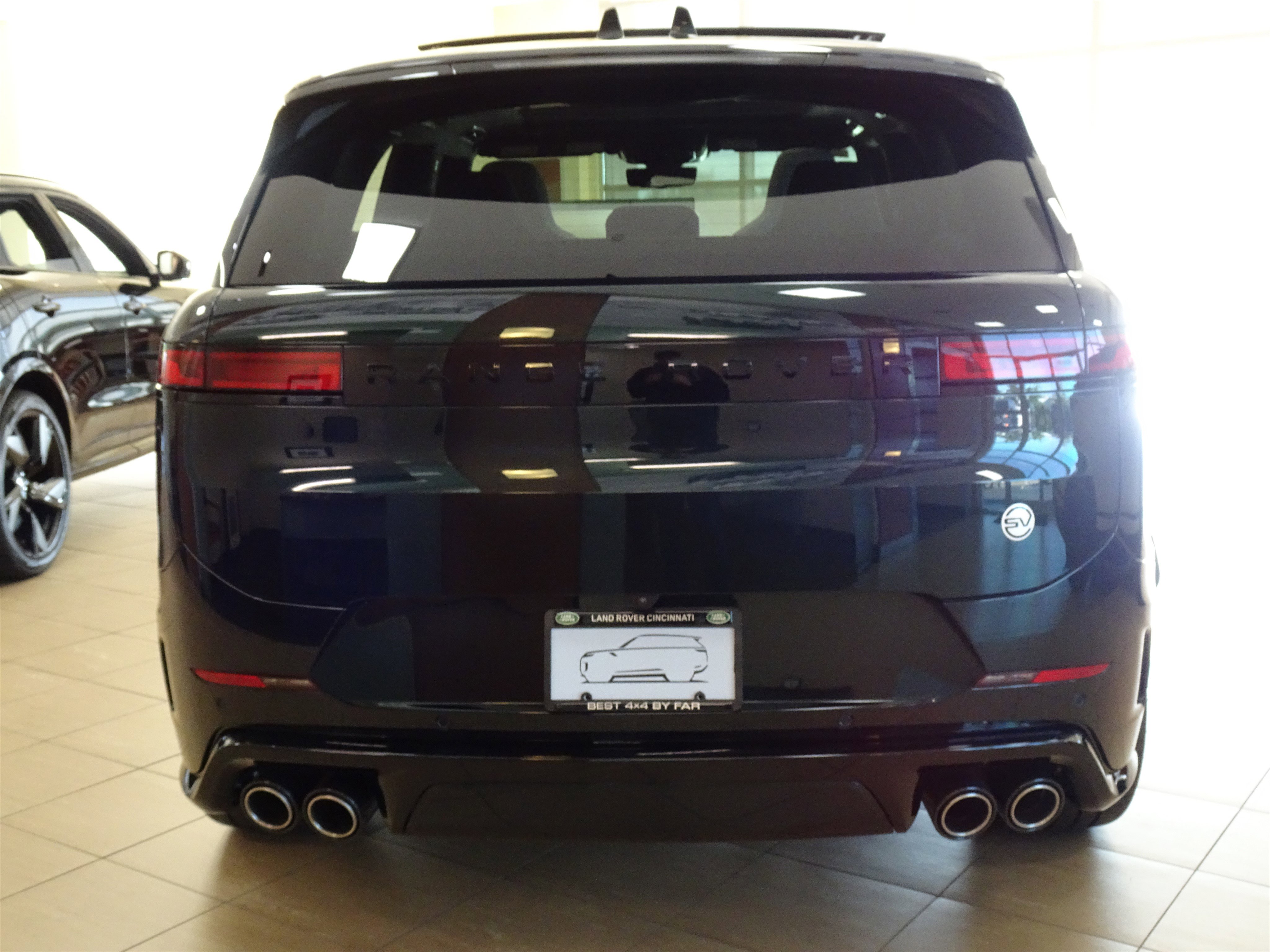 New 2026 Land Rover Range Rover Sport SV Carbon AWD/4WD image 9