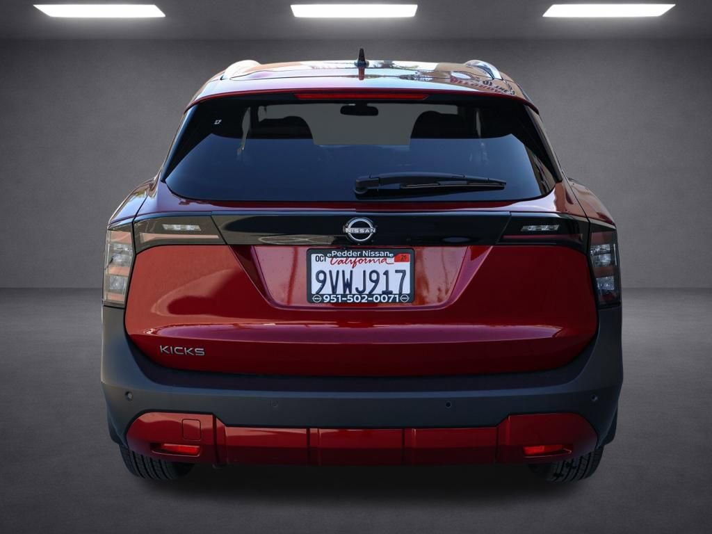 Used 2026 Nissan Kicks SV image 5