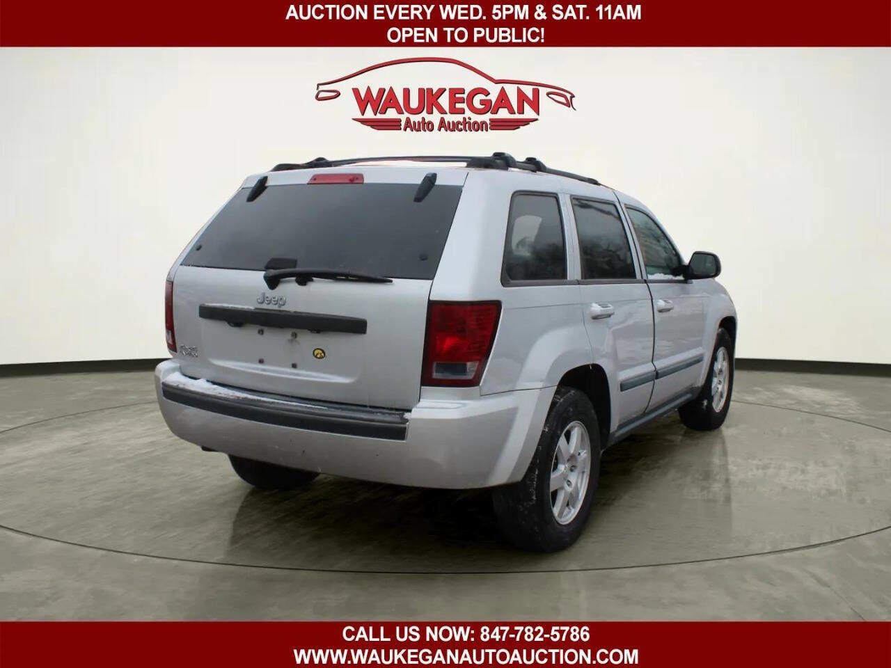 Used 2009 Jeep Grand Cherokee Laredo image 4