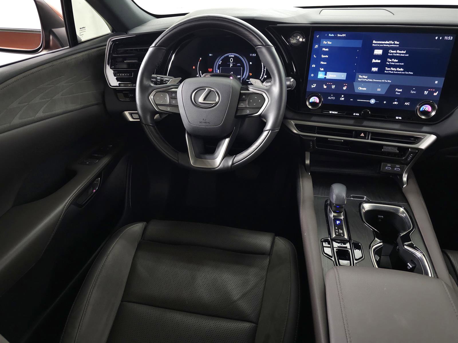 Certified 2023 Lexus RX 350 w/ Accessory Package (Z1) image 19