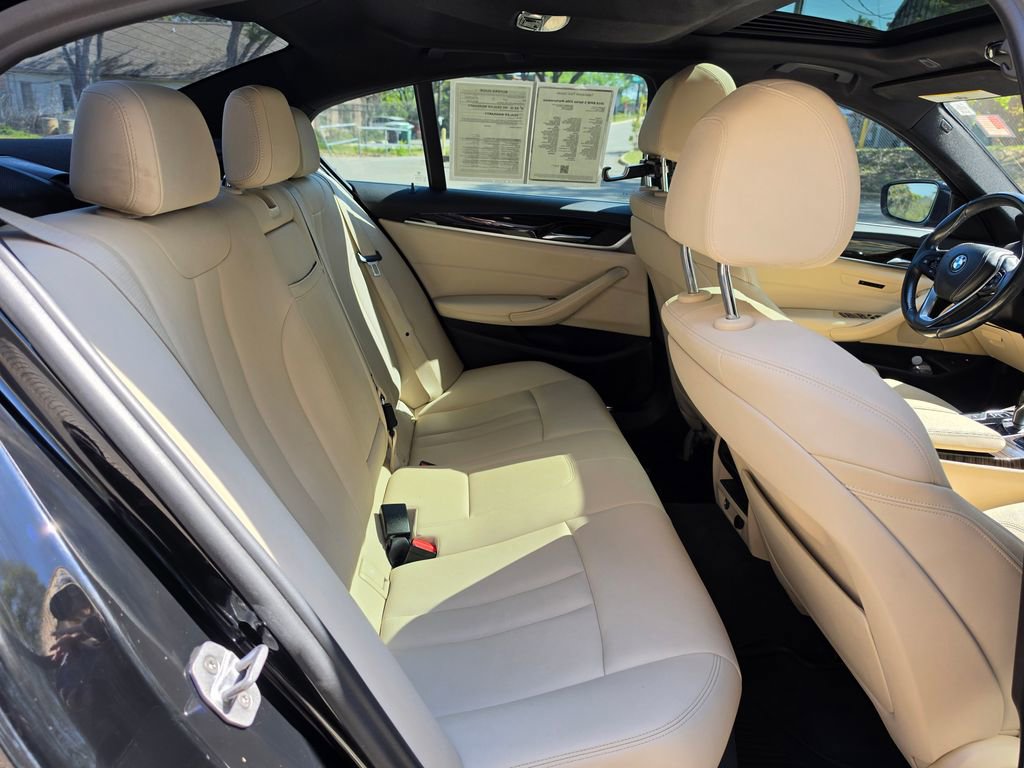 Used 2018 BMW 530e 530e iPerformance image 45