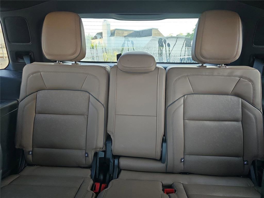 New 2026 Lincoln Navigator Black Label AWD/4WD image 12